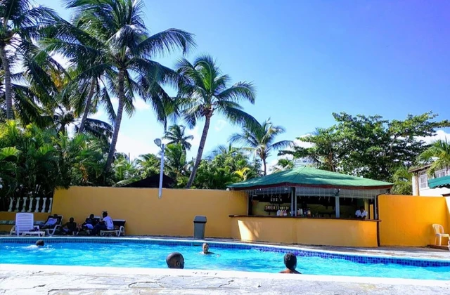 Hotel Coopmarena Beach Resort Juan Dolio Piscina